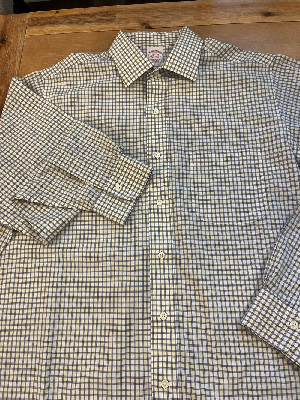 Brooks Brothers Shirt 15 1/2 34 Traditional Fit Non-Iron Plaid Button Down